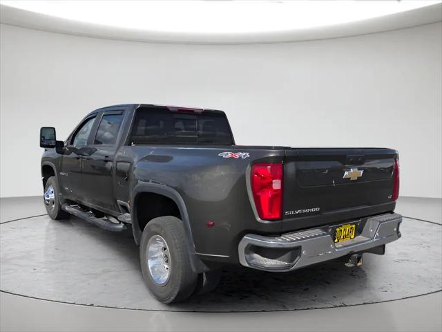 2022 Chevrolet Silverado 3500HD 4WD Crew Cab Long Bed LT