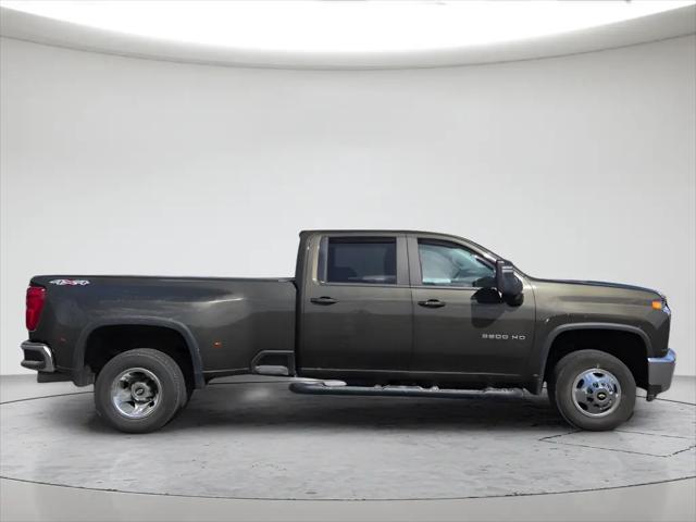 2022 Chevrolet Silverado 3500HD 4WD Crew Cab Long Bed LT