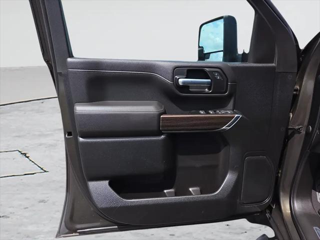 2022 Chevrolet Silverado 3500HD 4WD Crew Cab Long Bed LT