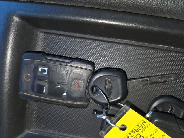 2022 Chevrolet Silverado 1500 4WD Crew Cab Standard Bed Custom