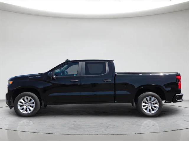 2022 Chevrolet Silverado 1500 4WD Crew Cab Standard Bed Custom
