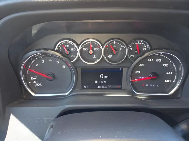 2022 Chevrolet Silverado 1500 4WD Crew Cab Standard Bed Custom