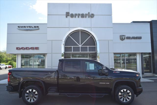 2024 Chevrolet Silverado 2500HD 4WD Crew Cab Standard Bed Custom