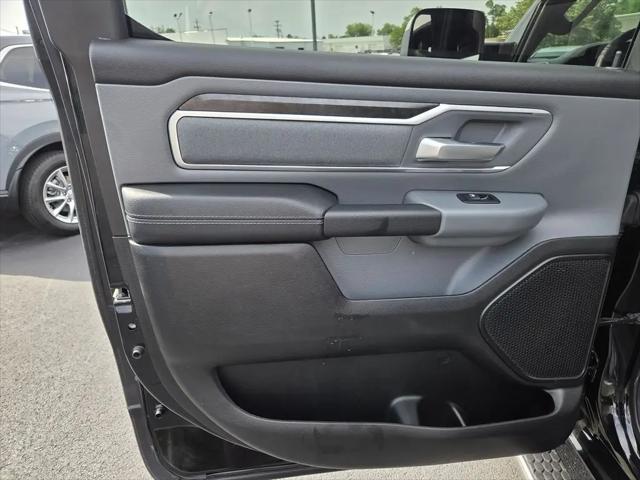 2022 Ram 1500 Big Horn Crew Cab 4x4 5'7" Box