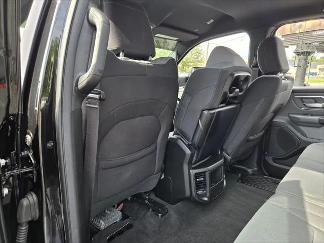 2022 Ram 1500 Big Horn Crew Cab 4x4 5'7" Box