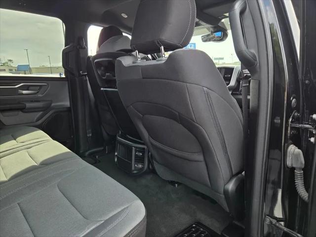 2022 Ram 1500 Big Horn Crew Cab 4x4 5'7" Box