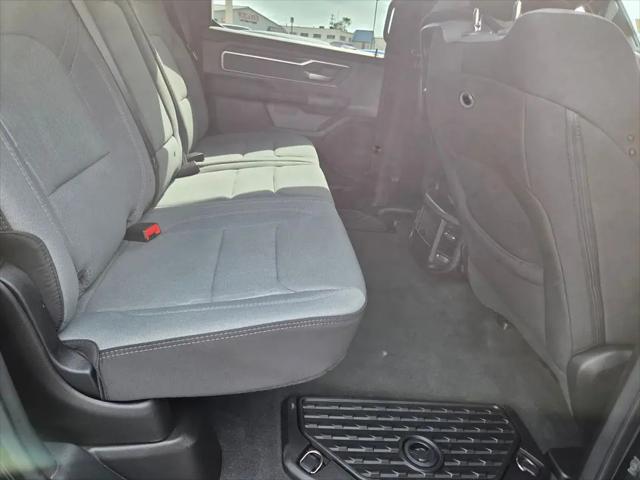 2022 Ram 1500 Big Horn Crew Cab 4x4 5'7" Box