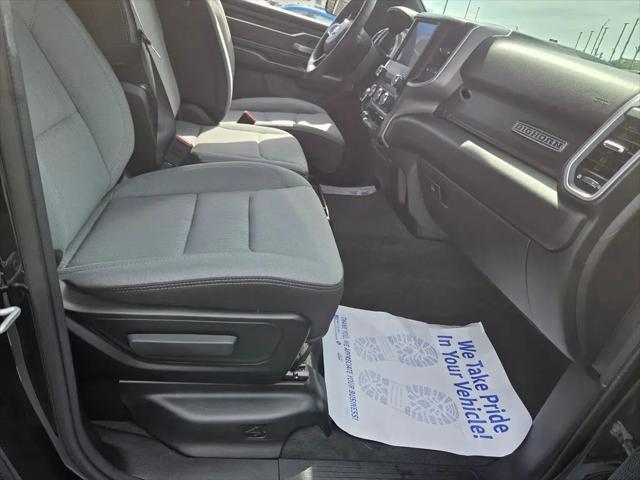 2022 Ram 1500 Big Horn Crew Cab 4x4 5'7" Box