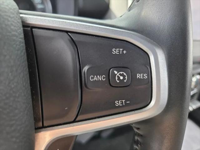2022 Ram 1500 Big Horn Crew Cab 4x4 5'7" Box