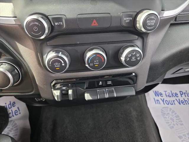 2022 Ram 1500 Big Horn Crew Cab 4x4 5'7" Box