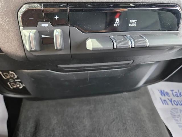 2022 Ram 1500 Big Horn Crew Cab 4x4 5'7" Box