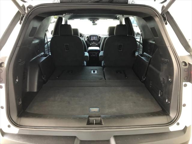 2023 Chevrolet Traverse FWD LT Cloth