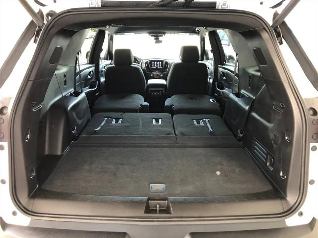 2023 Chevrolet Traverse FWD LT Cloth