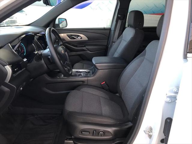 2023 Chevrolet Traverse FWD LT Cloth