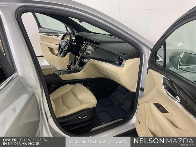 2017 Cadillac XT5 Standard