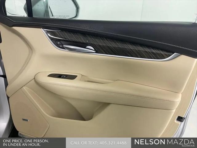 2017 Cadillac XT5 Standard