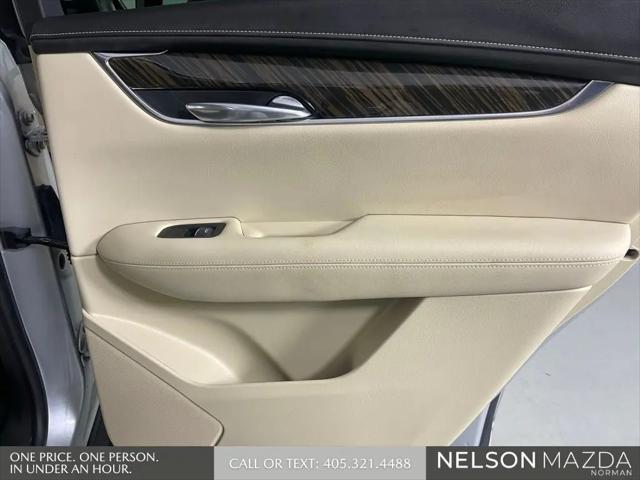 2017 Cadillac XT5 Standard