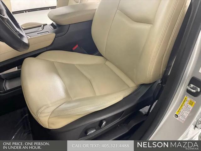 2017 Cadillac XT5 Standard