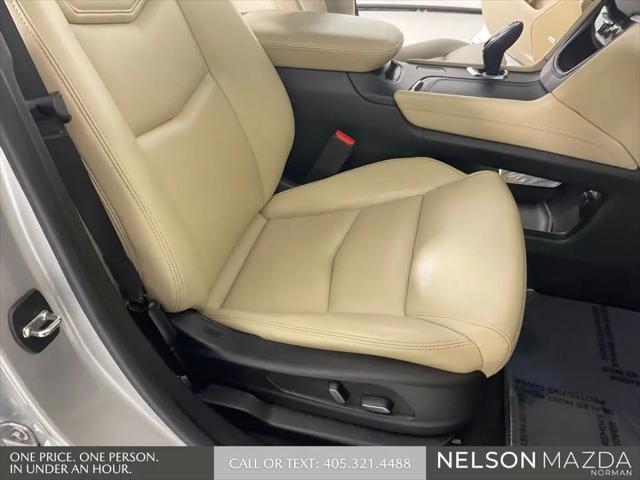 2017 Cadillac XT5 Standard