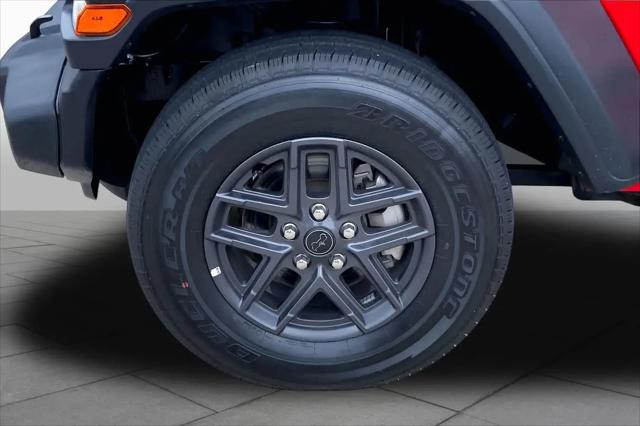 2025 Jeep Wrangler 4-Door Summit 4x4