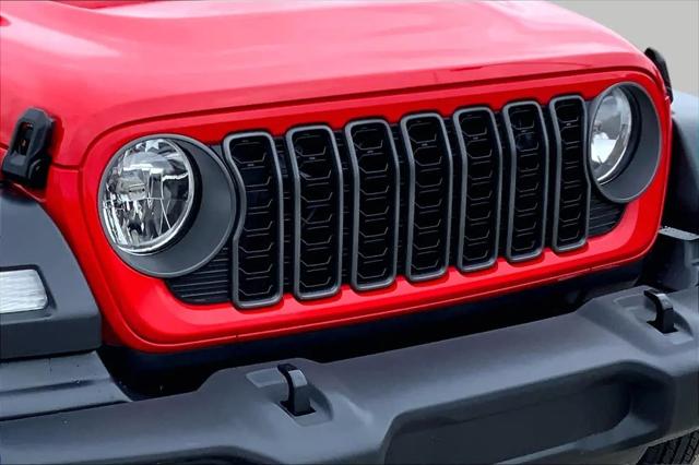 2025 Jeep Wrangler 4-Door Summit 4x4