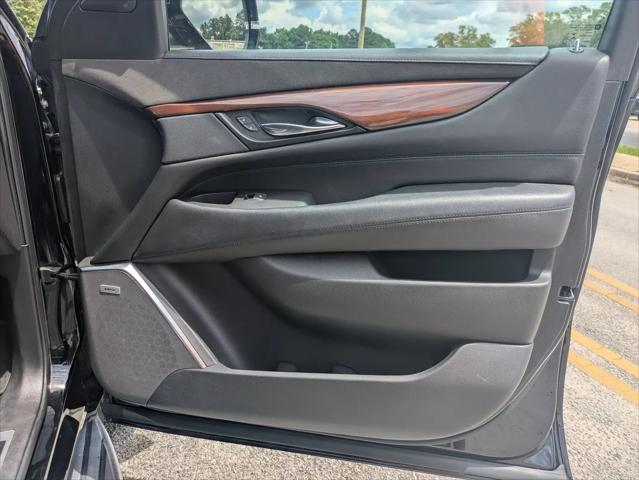 2020 Cadillac Escalade 2WD Luxury