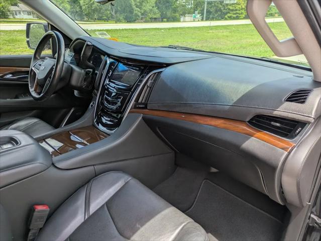 2020 Cadillac Escalade 2WD Luxury