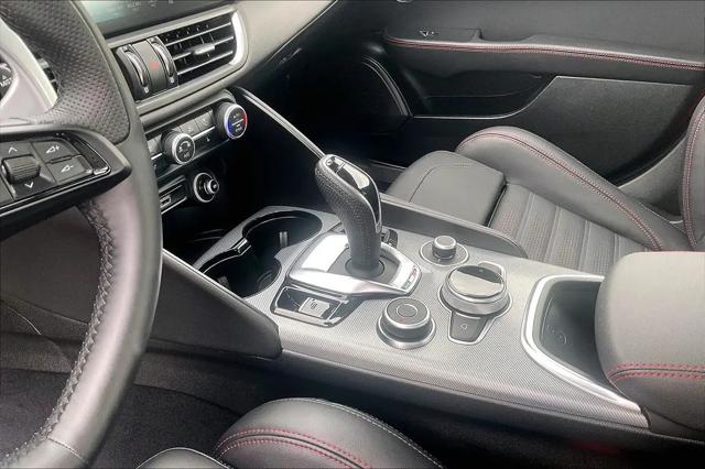 2025 Alfa Romeo Giulia Tributo Italiano AWD