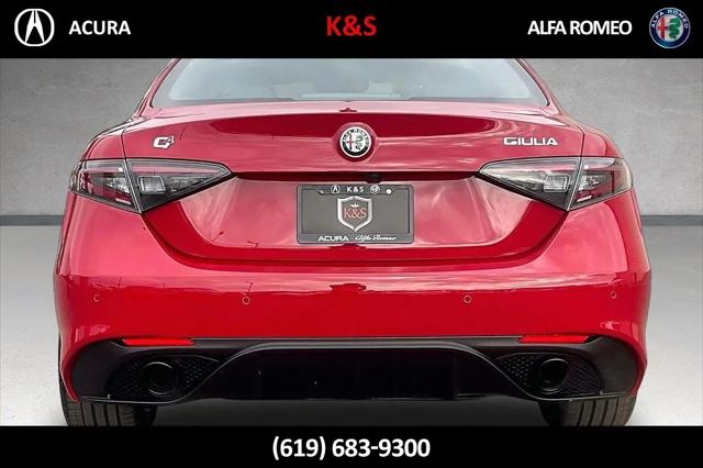 2025 Alfa Romeo Giulia Tributo Italiano AWD
