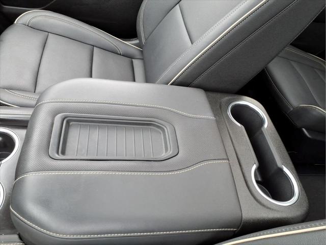 2023 GMC Yukon 4WD SLT