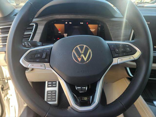 2025 Volkswagen Atlas 2.0T SEL Premium R-Line