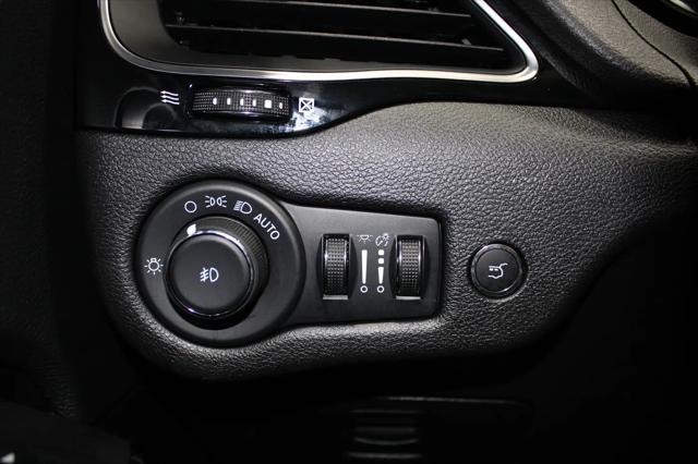 2023 Jeep Cherokee Altitude Lux 4x4