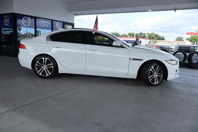 2017 Jaguar XE 35t Premium