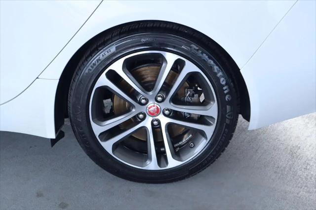 2017 Jaguar XE 35t Premium