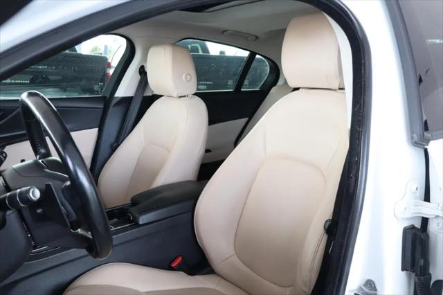 2017 Jaguar XE 35t Premium