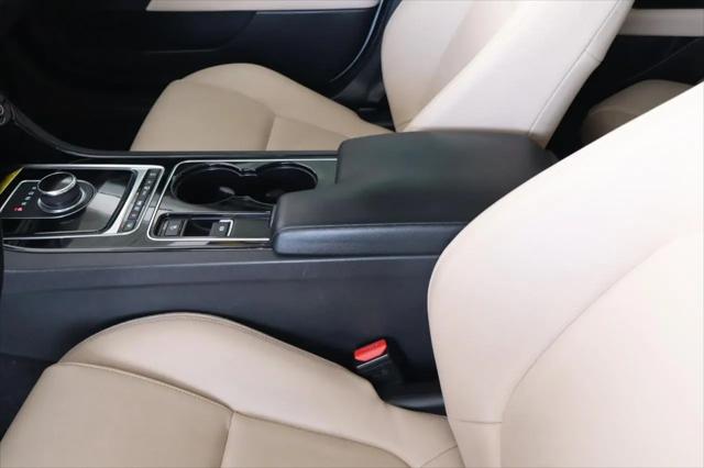 2017 Jaguar XE 35t Premium