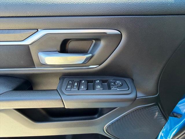 2025 Ram 1500 Big Horn Crew Cab 4x4 5'7" Box