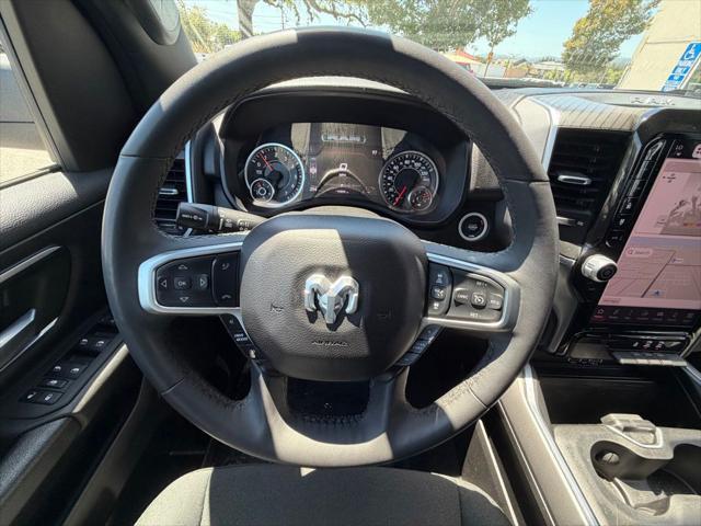 2025 Ram 1500 Big Horn Crew Cab 4x4 5'7" Box