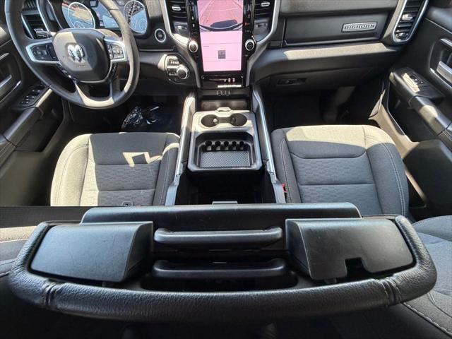 2025 Ram 1500 Big Horn Crew Cab 4x4 5'7" Box