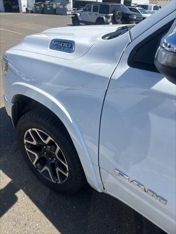 2025 Ram 1500 Laramie Crew Cab 4x4 5'7" Box