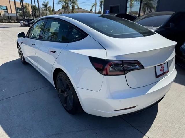 2021 Tesla Model 3 Standard Range Plus Rear-Wheel Drive