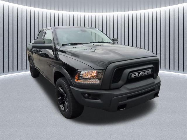 2024 Ram 1500 Classic Warlock Crew Cab 4x4 5'7" Box for sale in Schaumburg, IL