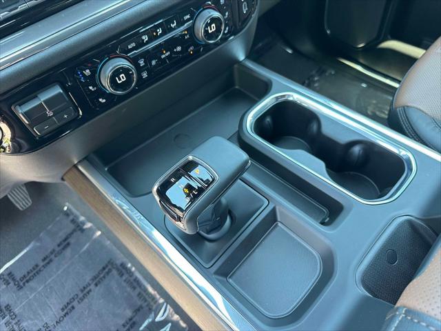 2024 Chevrolet Silverado 1500 4WD Crew Cab Short Bed High Country