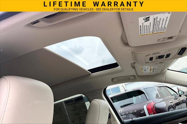 2022 Buick Envision FWD Avenir