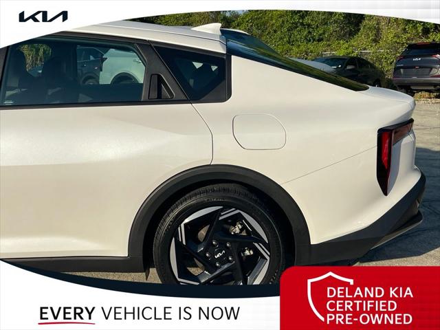 2025 Kia K4 EX
