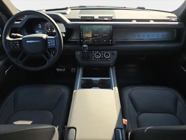 2025 Land Rover Defender 110 P400 X