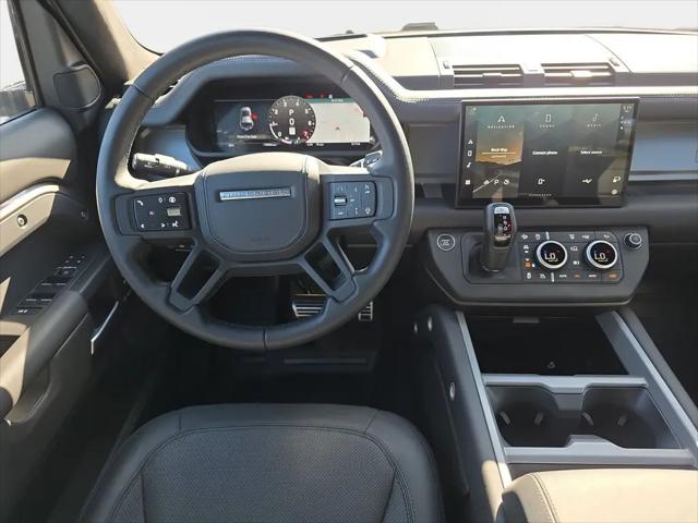 2025 Land Rover Defender 110 P400 X