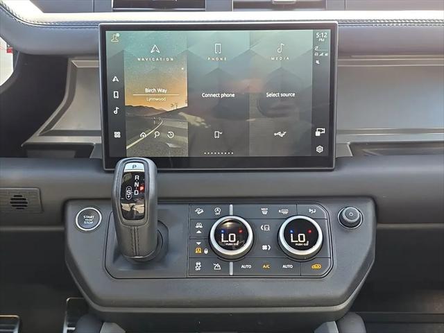 2025 Land Rover Defender 110 P400 X