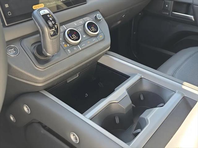 2025 Land Rover Defender 110 P400 X