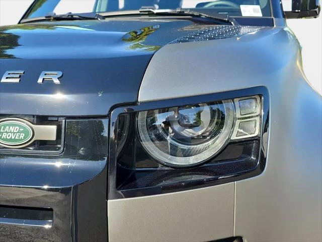 2025 Land Rover Defender 110 P400 X